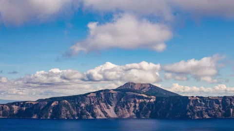 Time lapse - Beautiful Clouds over Crater Lake National Park, Oregon Stock Footage 164615463