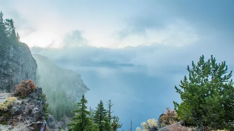 Time lapse - Beautiful Clouds over the mountain range in Crater Lake Stock Footage 165176807