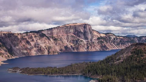 Time lapse - Beautiful Clouds over the mountain range in Crater Lake Stock Footage 166427082