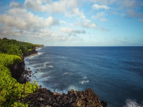 Time Lapse - Beautiful cloudscape along the coastline - 4K 動画素材 73504697