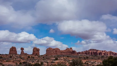 Time Lapse - Beautiful cloudscape in Arches National Park, Utah Stock Footage 178165089