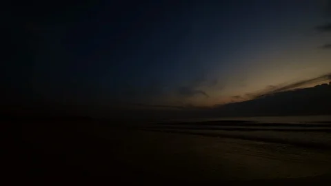 Time lapse of beautiful cloudy on sunrise at sea, Stock Footage 119216848