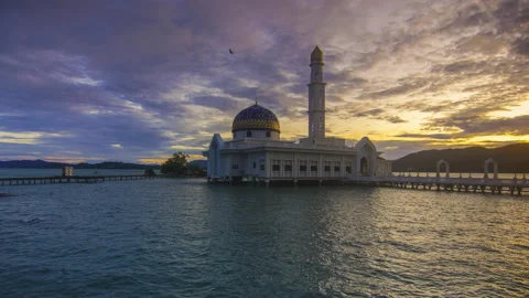 Time-lapse of beautiful floating mosque at Pangkor Island during sunrise. Stock Footage 229743909