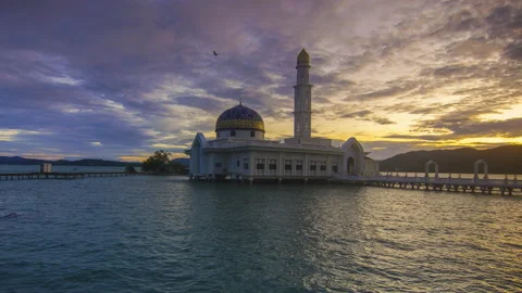 Time-lapse of beautiful floating mosque at Pangkor Island during sunrise. Stock Footage 229743910