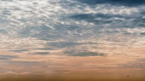 Time lapse beautiful fluffy freshness cloudy blue sky Stockbeeldmateriaal 91074698