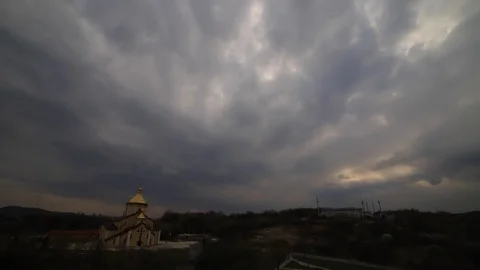 Time lapse: beautiful multicolored clouds are floating in the sky Video stock 129635373