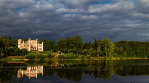 Time lapse of beautiful reflection of Birini palace in Latvia Stock Footage 113754334