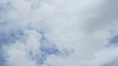 Time lapse Beautiful Rolling Clouds mover sky background Stock Footage 111629912
