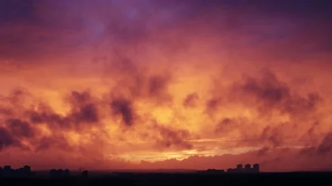 Time lapse of beautiful sky at sunset Видео 133644265