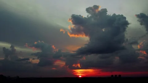Time lapse of beautiful sky at sunset Video stock 138564537