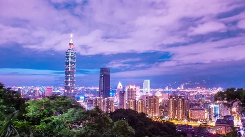 Time Lapse - Beautiful Skyline at Night of Taipei, Taiwan - 4K Vídeos de archivo 80459275