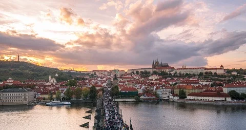 Time Lapse - Beautiful sunset of charles bridge,Prague,Czech Republic Stock Footage 125491983