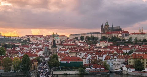 Time Lapse - Beautiful sunset of charles bridge,Prague,Czech Republic Stock Footage 125492885