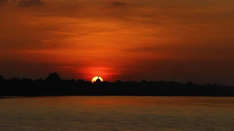 Time lapse beautiful sunset with river Stock Footage 138991601
