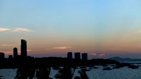 Time-lapse of Beautiful sunset, view from Pattaya beach Stock Footage 142747454
