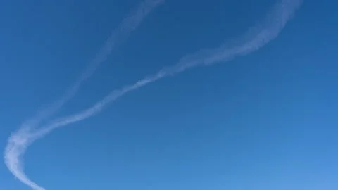 Time lapse of bizarre jet contrails or weather modification Stock Footage 301385792