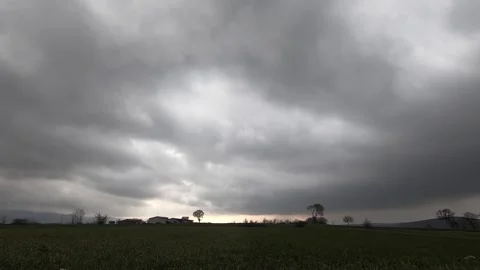 Time lapse black and white clouds Video stock 150868410