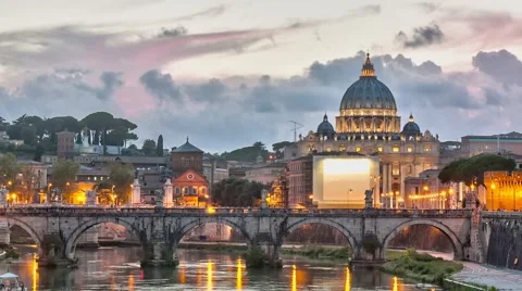 Time lapse of blue hour on Vatican with zoom effect Video stock 56265403