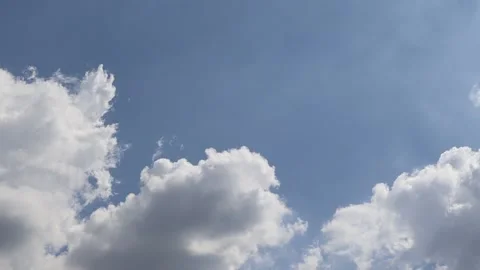 Time lapse, blue sky and white cloud Stock Footage 143909337
