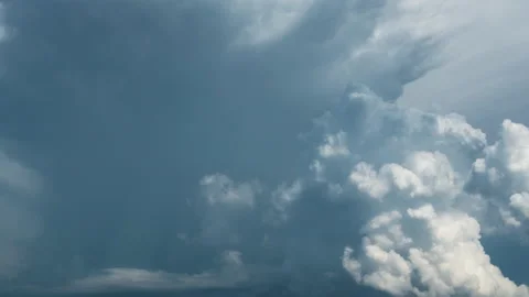 Time lapse of blue sky and white clouds Stock Footage 225303438