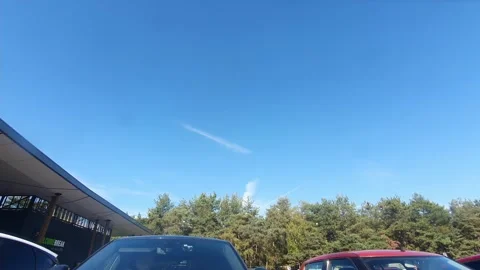 Time Lapse. Blue Sky and Few Clouds over England 動画素材 321251147