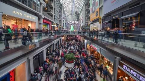 Time-lapse of Boxing Day shoppers Stock Footage 33710954