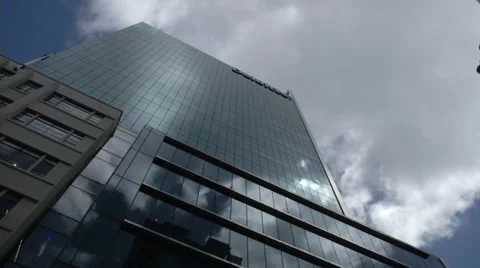 Time lapse of building reflecting clouds in Auckland Stock Footage 34503091