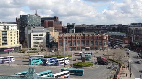 Time lapse of buses entering and leaving leeds bus station uk Stock Footage 48500182