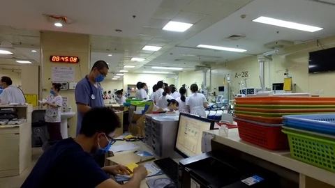 Time lapse busy hospital emergency room Stock Footage
