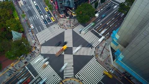 Time-lapse of a busy intersection in Ginza, Tokyo Vidéo 84454408