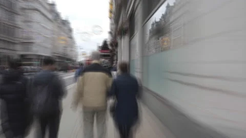 Time lapse. The busy streets of the central part of London. Video stock 100574406