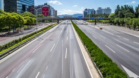 Time lapse of busy traffic and modern buildings in Beijing city , China. Видео 78718672
