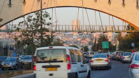Time Lapse Of Car Traffic In Jerusalem, Israel 스톡 동영상 81904403