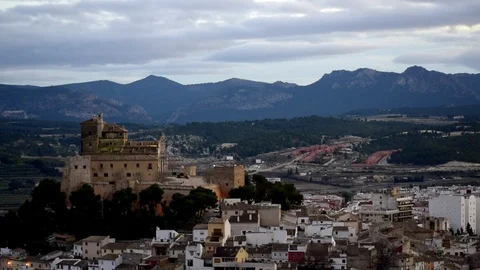 Time lapse of Caravaca De La Cruz cityscape and castle Vídeos de archivo 123163108