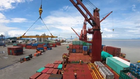 Time lapse of cargo loading &amp; unloading at Lae, Paupa New Guinea Stock Footage 115820334