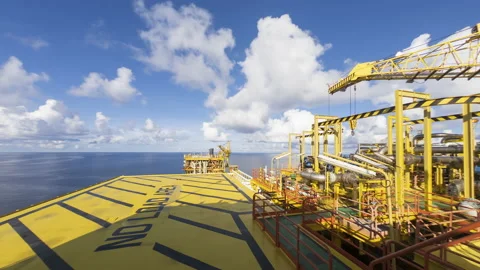 Time Lapse Centre Processing Platform at Offshore. Stock Footage 143946818