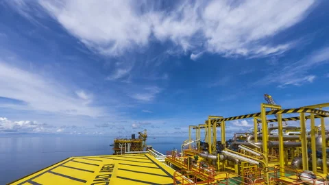 Time Lapse Centre Processing Platform at Offshore. Stock Footage 143946847