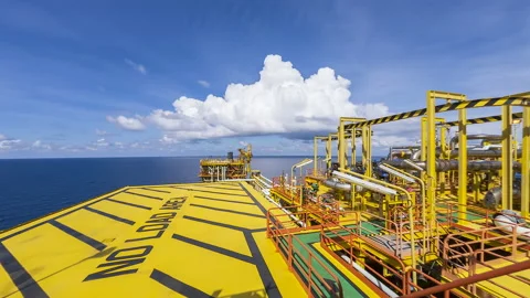 Time Lapse Centre Processing Platform at Offshore. Stock Footage 143947046