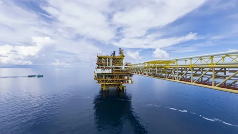Time Lapse Centre Processing Platform at Offshore. Stock Footage 143949345