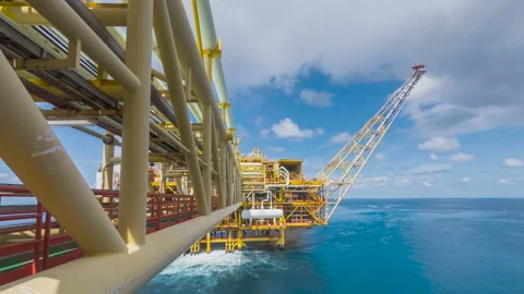 Time Lapse Centre Processing Platform at Offshore. Video stock 144912398