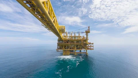 Time Lapse Centre Processing Platform at Offshore. Video stock 144912400