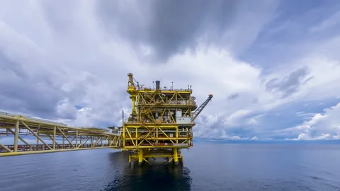 Time Lapse Centre Processing Platform at Offshore. Video stock 144913935