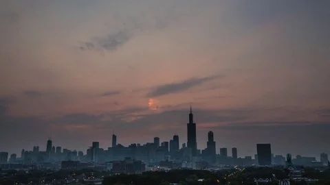 Time-lapse - Chicago IL - Skyline - Sunrise Video stock 77219296