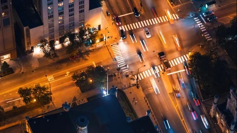 Time-lapse of the Chicago skyline at night from high above 動画素材 102906180