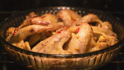 Time-lapse chicken wings in the oven Stock Footage 150920123