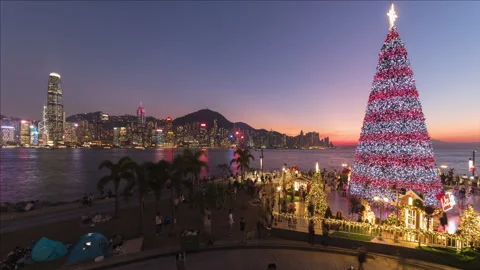 Time lapse of Christmas tree lighted up in Hong Kong Stock Footage 249943394
