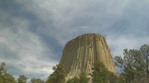 Time Lapse of Cirrus Clouds over Devil's Tower, WY Stock Footage 54726110