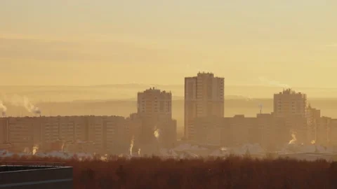 Time lapse of a city on a cold winter day 库存影片 150172419