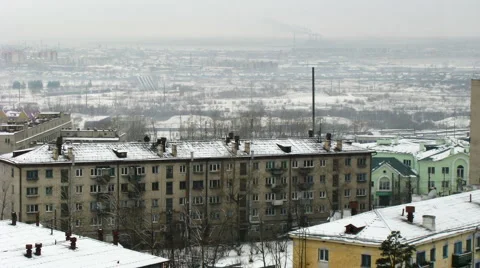 Time lapse of cityscape with falling snow Видео 921468
