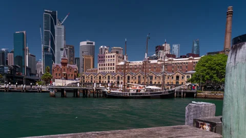 Time lapse clip from Campell Cove Jetty in Sydney Harbour Stock Footage 337689708